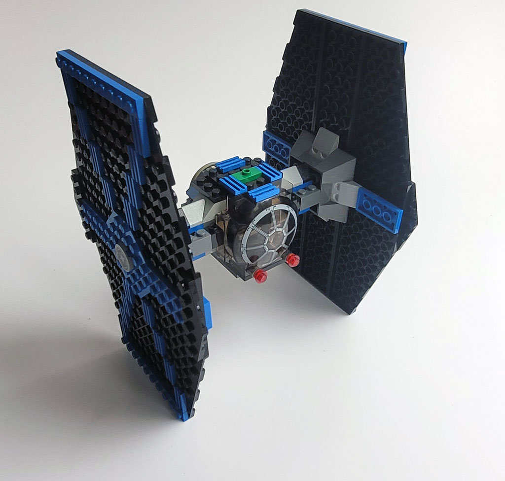 LEGO® 7263 - TIE Fighter Quelle: retro-steine