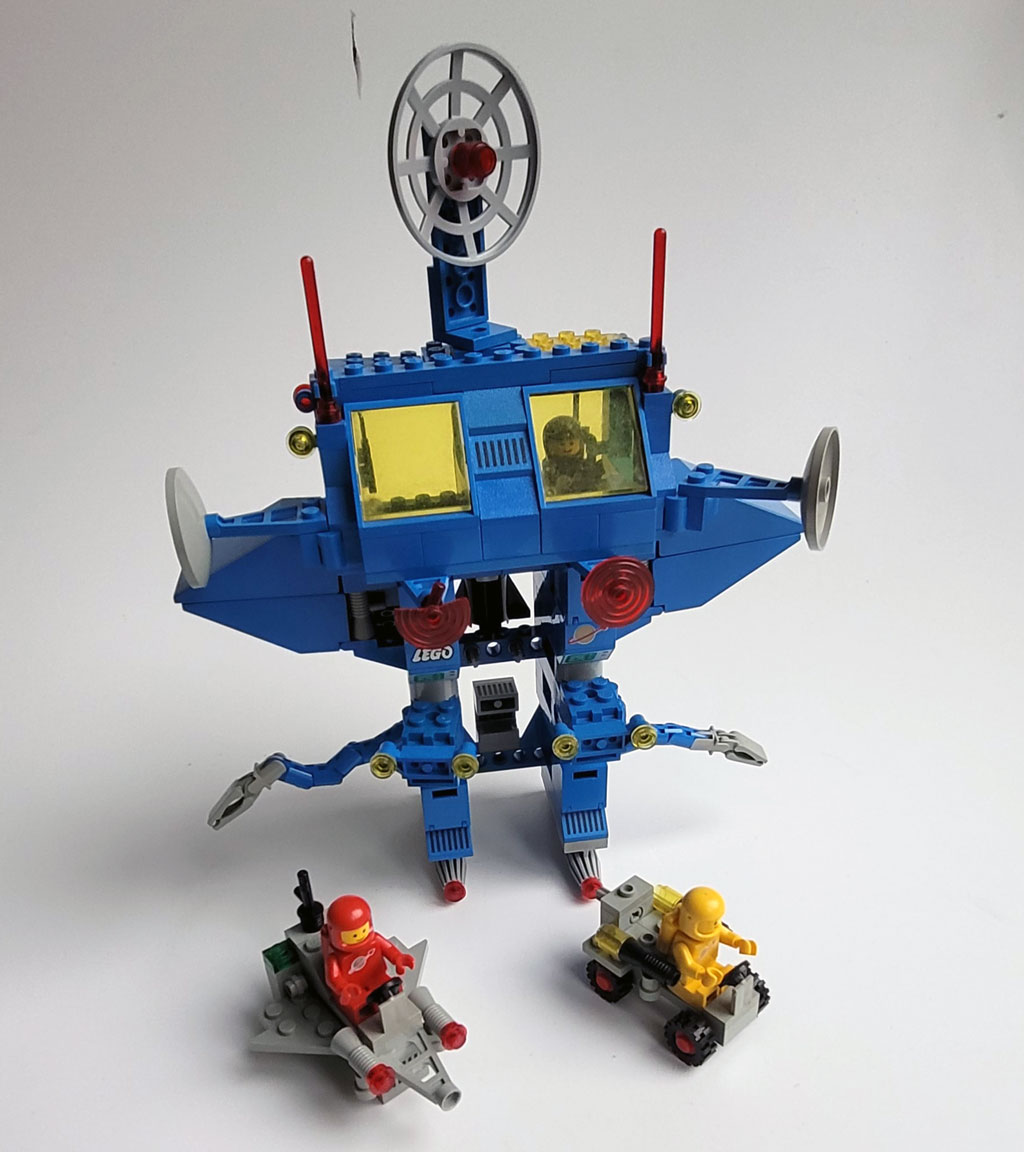 LEGO® 6951 - Robot Command Center Quelle: retro-steine LEGO® 6951 - Robot Command Center Quelle: retro-steine