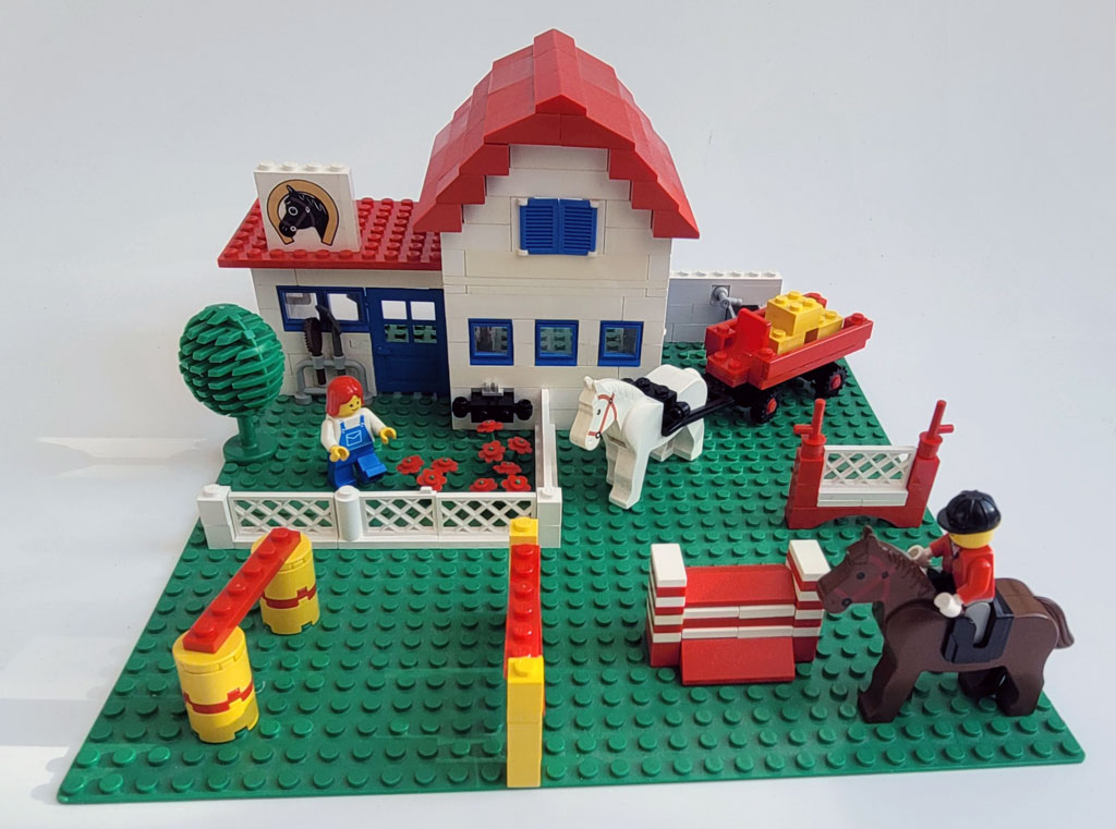 LEGO® 6379 - Reiterhof Quelle: retro-steine