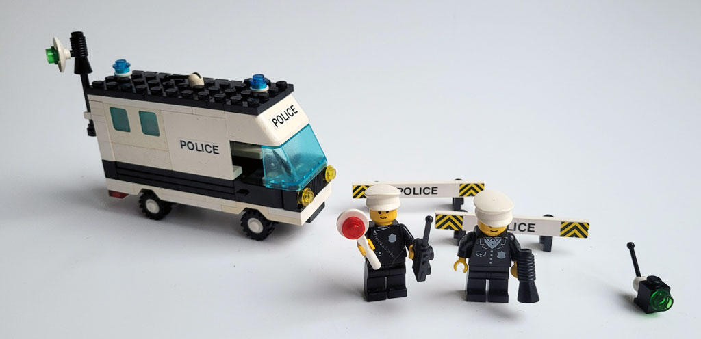 LEGO® 6676 - Mobile Kommandoeinheit Quelle: retro-steine